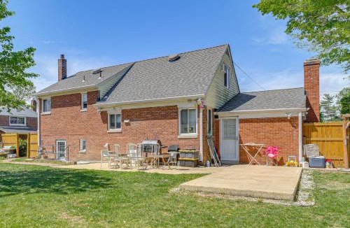 Springfield Apartment | 12 Mi to Nat'l Mall: Cozy Apt w/Shared Patio