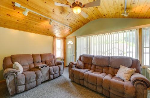 Forestport House | 12 Mi to Old Forge Pond! Group Basecamp w/Grill