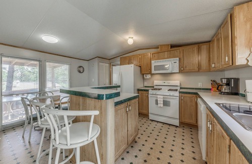Ruidoso Cottage | 12 Mi to Ski Apache: Cozy Ruidoso Home w/Grill!