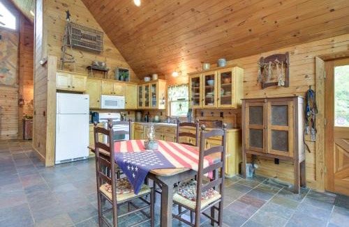 Republican Grove House | 12 Mi to Staunton River: Nathalie Cabin w/Deck