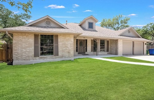 Blossoms Park House | 12 Mins to airport