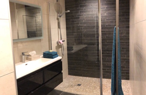 Thiezac House | 12 minutes from the resort of lioran, GR foot Auvergne volcanoes park