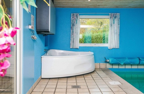 Jegum House | 12 person holiday home in Oksbøl