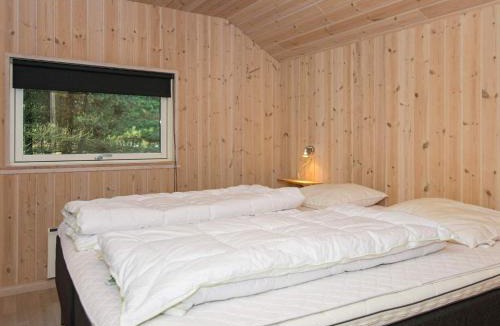 Kongsmark House | 12 person holiday home in R m