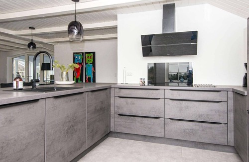 Henne House | 12 person holiday home in Henne