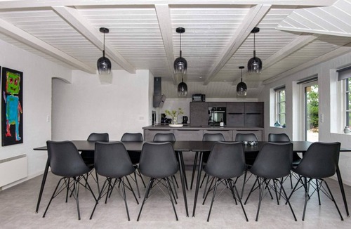 Henne House | 12 person holiday home in Henne