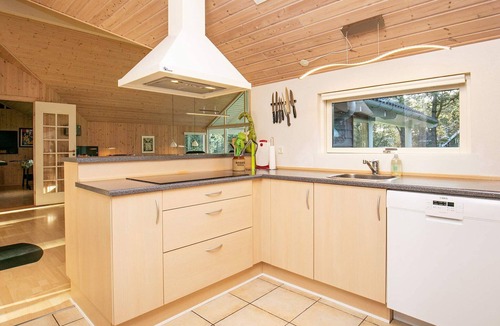 Kramnitse House | 12 person holiday home in Rødby