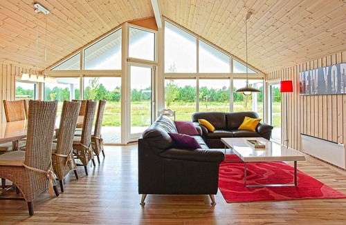 Kramnitse House | 12 person holiday home in Rødby