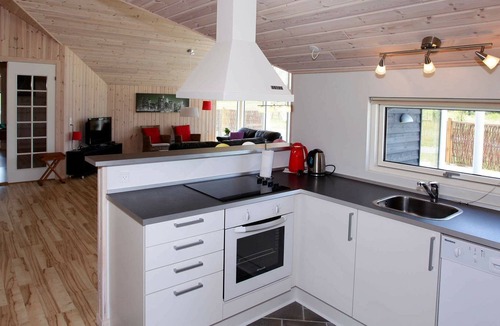 Kramnitse House | 12 person holiday home in Rødby