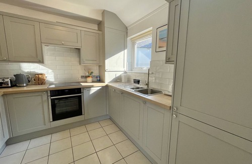 Burgh Island Cottage | 12 Thurlestone Rock