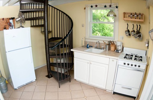 Trumansburg House | 120 Feet of Private Beachfront