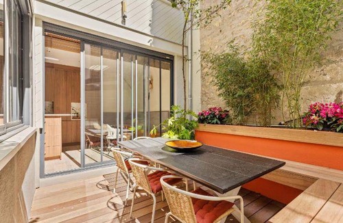 6th Arrondissement Apartment | 120 m² Apartment ∙ 4 bedrooms ∙ 8 guests
