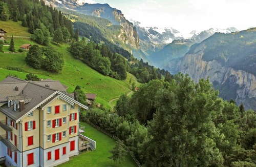 Wengen Apartment | 120 m² Apartment ∙ 2 bedrooms ∙ 4 guests