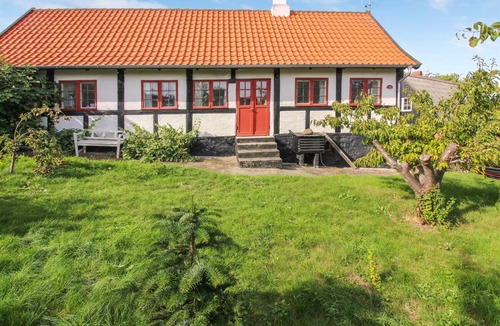 Listed House | 120 m² House ∙ 2 bedrooms ∙ 4 guests