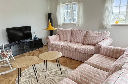 Listed House | 120 m² House ∙ 2 bedrooms ∙ 4 guests