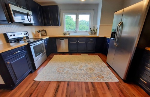 Mount Airy House | 120 year old home located in the heart of Mayberry and the Yadkin Wine Valley
