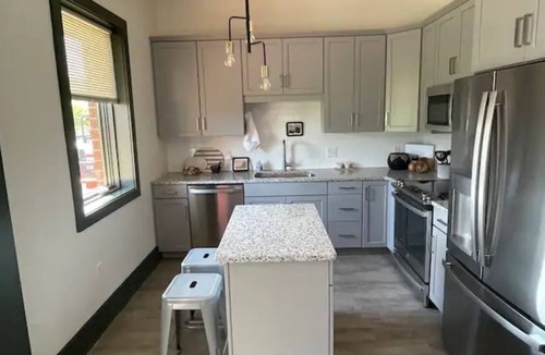 Central Business District Condo | 1208 Commerce St. #104