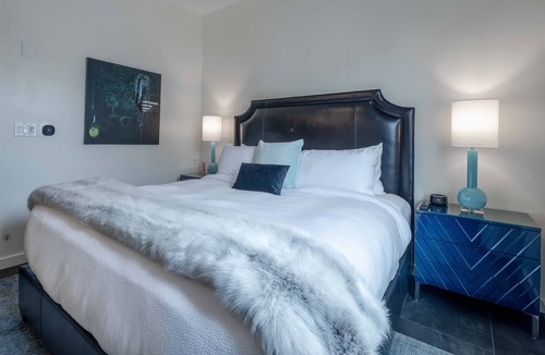 West End Hotel | 121 Hotel by AvantStay
