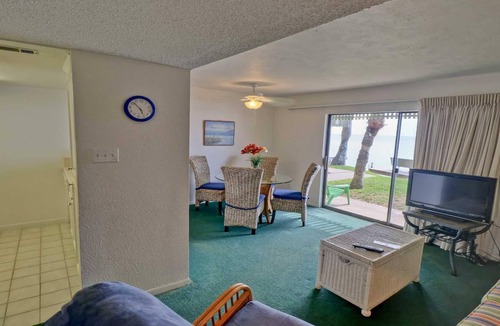 South Padre Island Condo | 121 LAS BRISAS BAYFRONT CONDOS by RedAwning