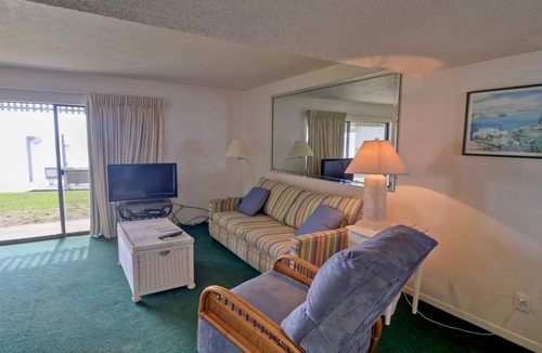 South Padre Island Condo | 121 LAS BRISAS BAYFRONT CONDOS by RedAwning
