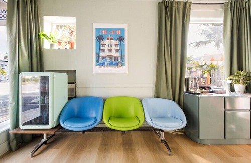 Bay Esplanade Apartment | 121 · ☀Pool✔ Beach✔ Self Checkin✔ Free Parking✔