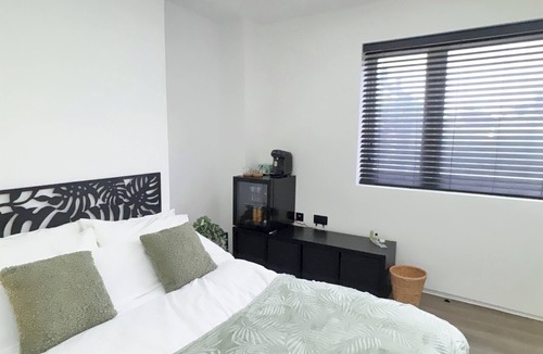 Staple Hill House | 122 Marshfield