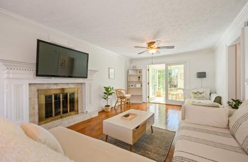 Town Center House | 1223 Settlebench Ln NW Kennesaw