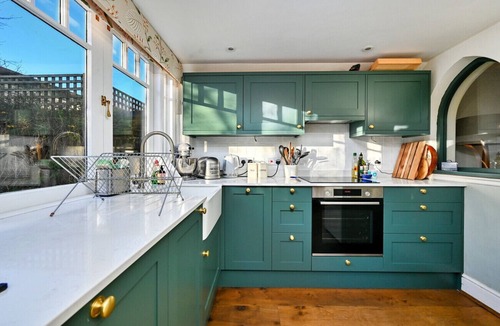 Lewes Ski Chalet | 123, High Street