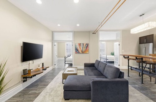 Collingwood Condo | 124 Hurontario Unit 1