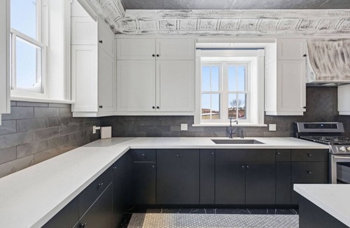 Collingwood Condo | 124 Hurontario Unit 2