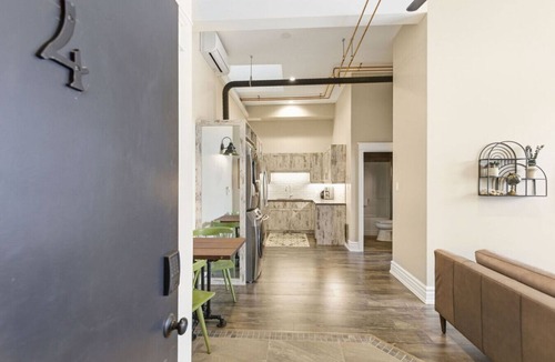Collingwood Apartment | 124 Hurontario Unit 4