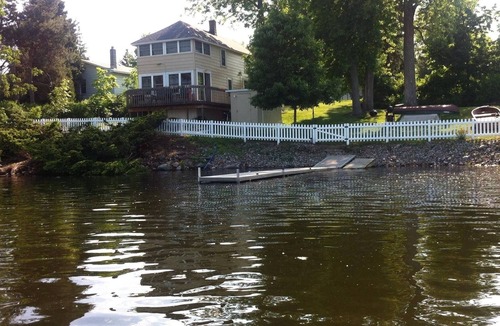 Red Creek Cottage | 125 foot waterfront cottage on Blind Sodus Bay