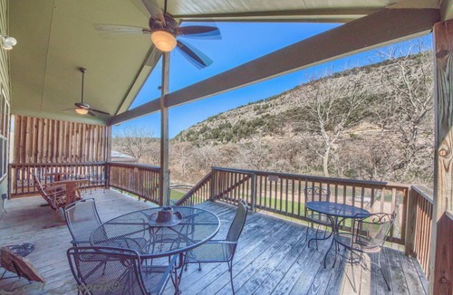 New Braunfels House | 125 m² House ∙ 4 bedrooms ∙ 12 guests