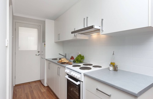 Milton Apartment | 125 Milton