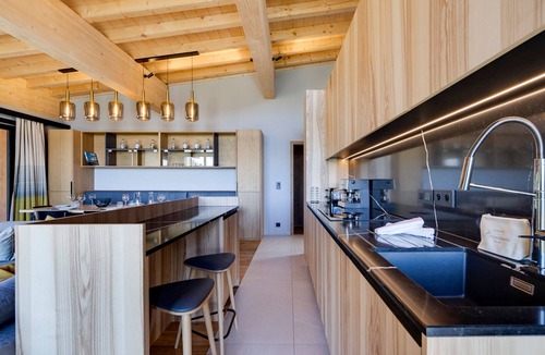 Arc-1800 Apartment | 126m² Duplex, 4 bedrooms with spa access and parking at Arcs 1800