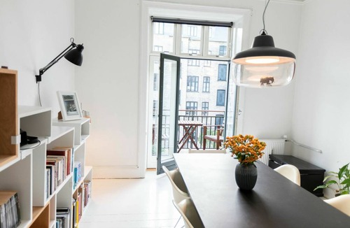 Frederiksberg C Apartment | 127 m² Apartment ∙ 1 bedroom ∙ 4 guests