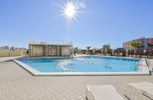 Holiday Isle Condo | 127 m² Condo ∙ 3 bedrooms ∙ 7 guests