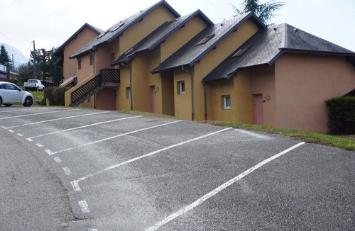 Pugny-Chatenod Apartment | 127 - T1 bis duplex near Lac du Bourget