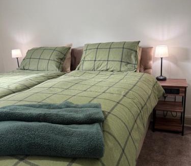 Sheffield Hotel | 128-130 Crookes