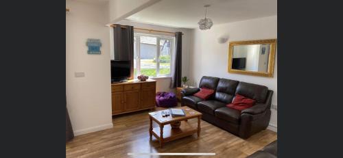 Saint Breward Villa | 128 Hengar Manor