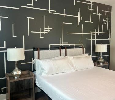 Westside Villa | 1280 Bungalow