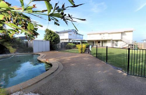 Burnett Heads House | 129 Sea Esplanade Burnett Heads
