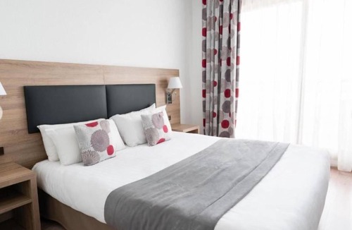 Le Cannet Hotel | 12min de la Croisette | Chambre double + Rooftop