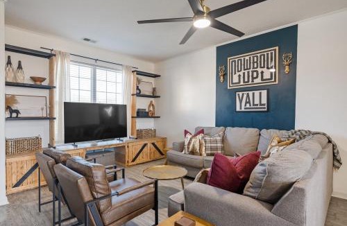 Jeffersonville Villa | 12MINSTOLOUVILLE,GAMERM,PATIOGrill-RusticElephant