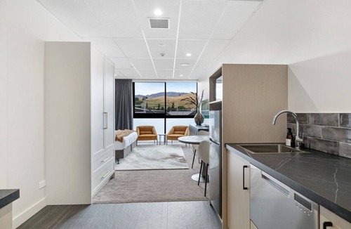 Lake Hayes Condo | 12th Ave Queenstown Suite 10