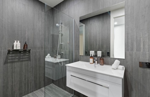 Lake Hayes Condo | 12th Ave Queenstown Suite 11