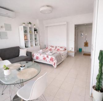 Ensanche Diputacion Apartment | 12th Floor Sea View Studio -Central Alicante