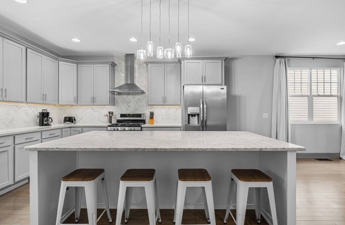Historic Waverly House | 12th South Luxury 3 bedrooms & 3 & 1/2 baths. Close to Downtown!