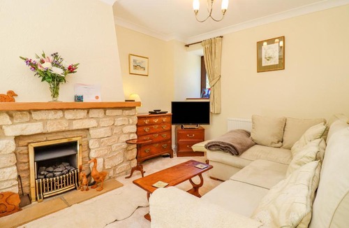 Stroud House | 13 Bowbridge Lock