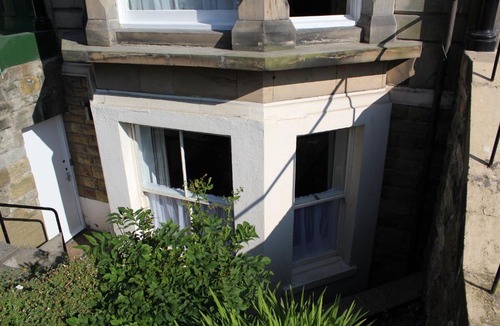 South Cliff Apartment | 13 Flat 1 Esplanade Gardens